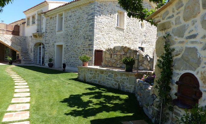 Vacquieres Otro | Ultra relajantes nuestras casas de huéspedes "cabañas" Le Mas de France