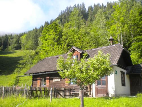Teufenbach-Katsch Casa | Umundumhütte