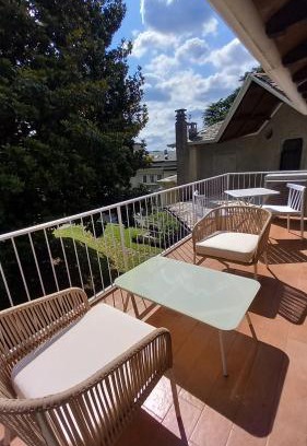 Blevio Apartamento | Una magnolia in Cademartori