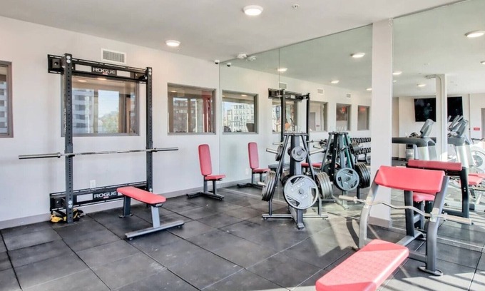 University District Casa | 🎯Unbeatable Location by High Street & OSU + Free Parking🚗 + Shared Kitchens🍽️