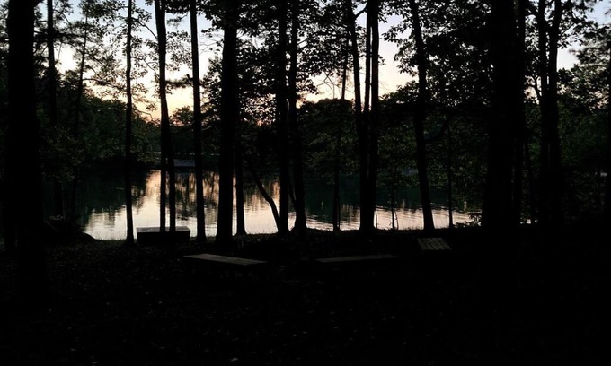 Martin Casa | Uncork, Unwind & Relax @ our Lake Front Cottage