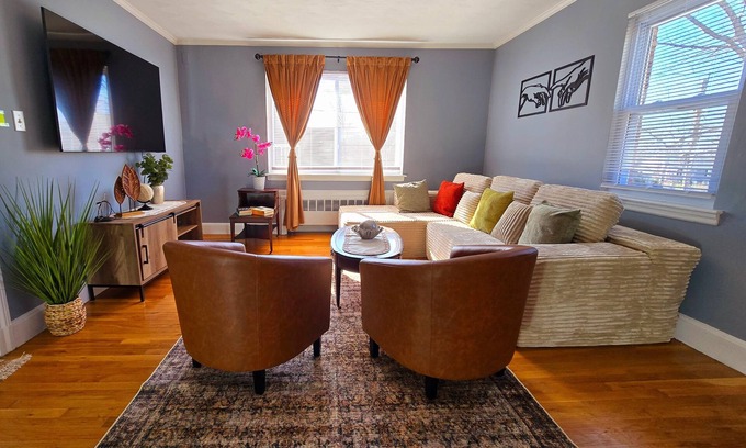 West Roxbury Apartamento | Under the Sun Apartment