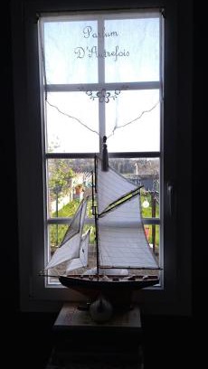 Domfront en Poiraie Casa | Une chambre en ville