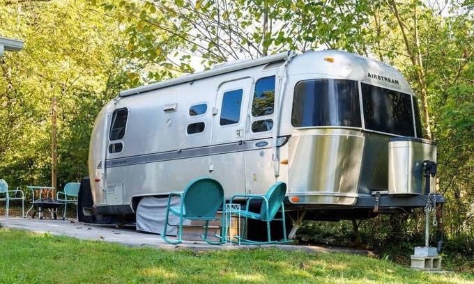 Franklin Casa | ‼️Unique 1BR Airstream near Leipers Fork for 3