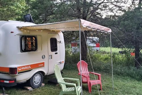 Pine Bush Casa | Unique Caravan for Vintage Glamping Experience in Pine Bush, New York