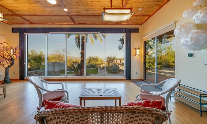 Tucson Casa | Unique Home / Private / 5 BR 2 BA / Yoga / 4 Acres