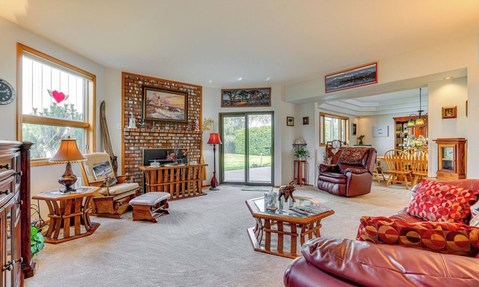 Sequim Casa | Unique Home w/ Beautiful Mtn Views!