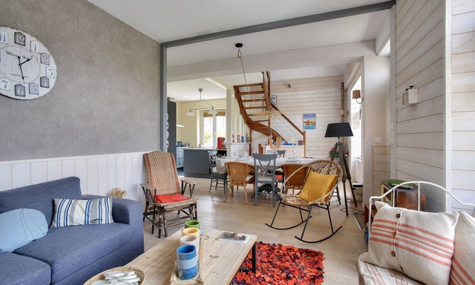 Erquy Chalet De Esquí | Casa única para 6 adultos y 2 niños