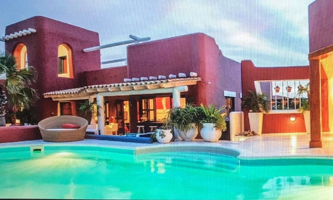 Sabadeco Villa | Villa de vacaciones de lujo única