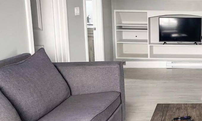 Chapleau Apartamento | Unique Modern Luxury 2 Bedroom Apartment