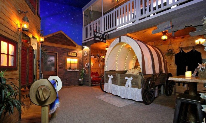 Villa Rica Casa | Unique Romantic Getaway near Atlanta, Georgia