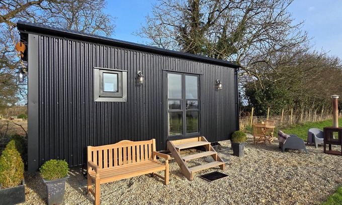 Laverton Apartamento | Unique Shepherd's Hut in the Cotswolds, pet friendly, a glorious retreat