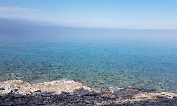 Lion's Head Cabaña | Unique stone cottage on Turquoise waters of the Bruce Pennisula