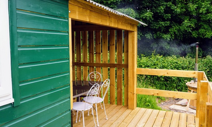 Hawick Cabina | Unique Upcycled Straw Trailer @ Westcote