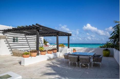 Área de Playacar Fase I Casa | Unique villa in Playacar- block from the beach