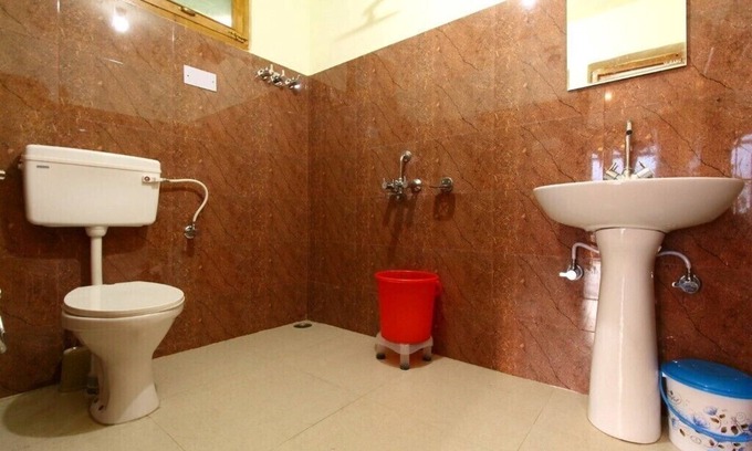 Naggar Cama Y Desayuno | Unidad 2 Himalayan Brothers Bed & Breakfast