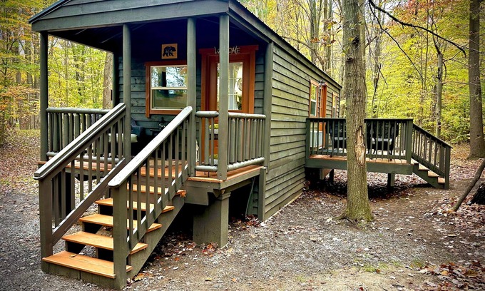 Birch Run Township Casa | Unit 2 Little Bear (no pets allowed)