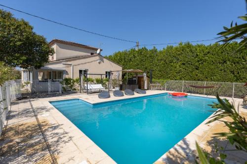 Pernes-les-Fontaines Casa | Universo private pool and large garden