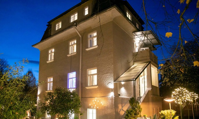 Nonntal Villa | Villa en la ciudad de Salzburgo, cerca de todas las zonas de esquí, campos de golf, zonas de lago