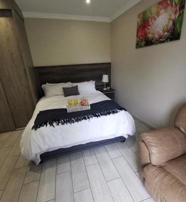 Boksburg Cama Y Desayuno | Up21 Guest House
