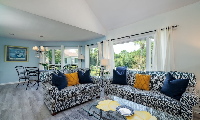 Spinnaker Beachhouses Casa | ¡Spinnaker actualizado de la familia! Fácil de caminar a la playa de Pelican, piscinas, golf!