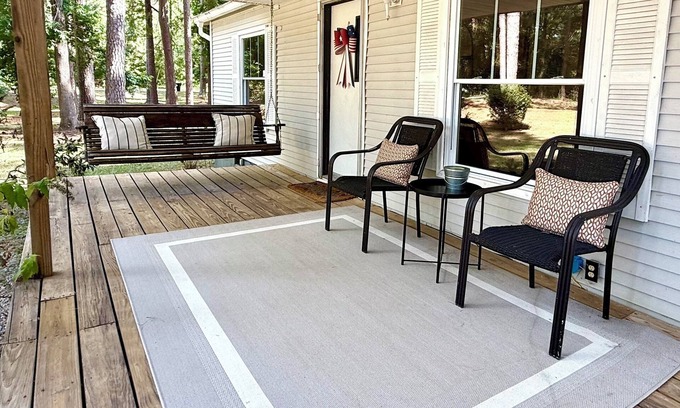 Mesena Casa | Updated home in Thomson near lake and boat ramp