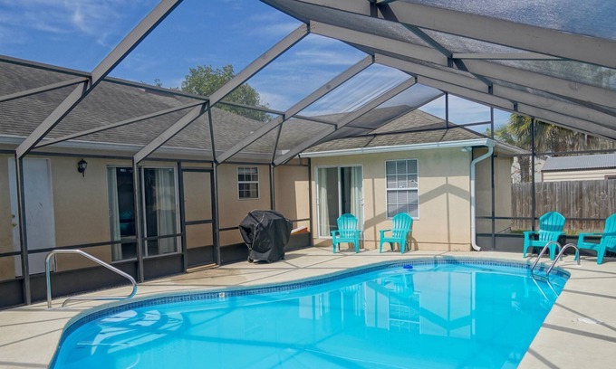St. Augustine South Casa | Luminoso y espacioso - PISCINA, 4 millas. a la ciudad vieja, 5 millas. a la playa, hogar familiar, entradas gratuitas para atracciones