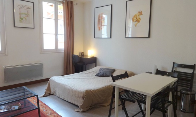 Secteur 2 Apartamento | Upper studio