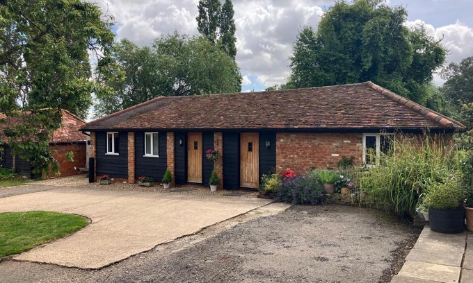 Bedford Casa | Upper Wood End Farm Holiday Cottages