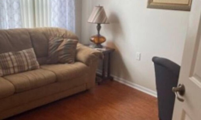 Naples Villa | Upscale 2 bedroom 2 bathrooms cozy villa, Golf Community