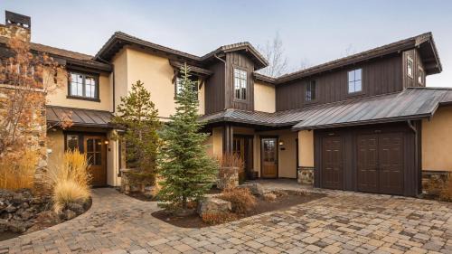 Pronghorn Casa | Upscale 4 BR Townhouse @ Juniper Preserve Resort