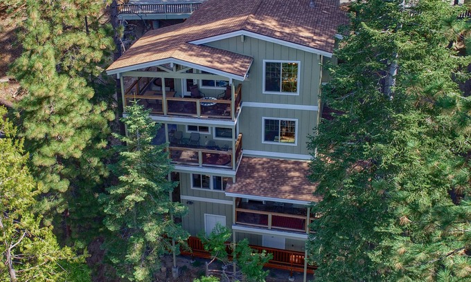 Yosemite West Casa | Nueva casa de vacaciones de lujo en Yosemite West dentro de las puertas del Parque Nacional de Yosemite