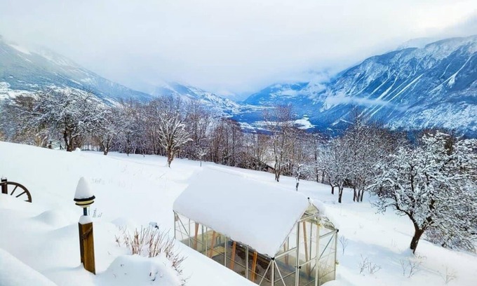 Randogne Chalet De Esquí | Upscale Eco-Friendly Chalet in Crans-Montana