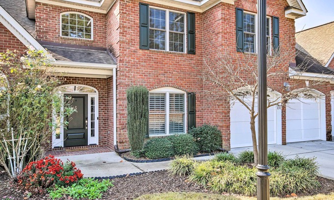 Aiken Casa | Upscale Home w/ Poker Room < 1 Mi to Golf!