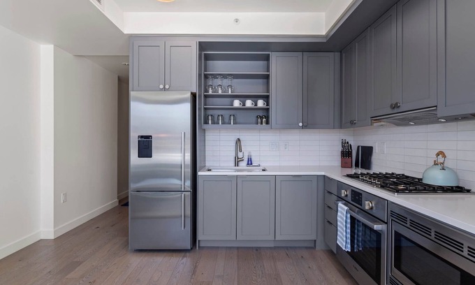 LoDo Condominio | Urban 1 Bedroom - Union Station Views, Parking Included