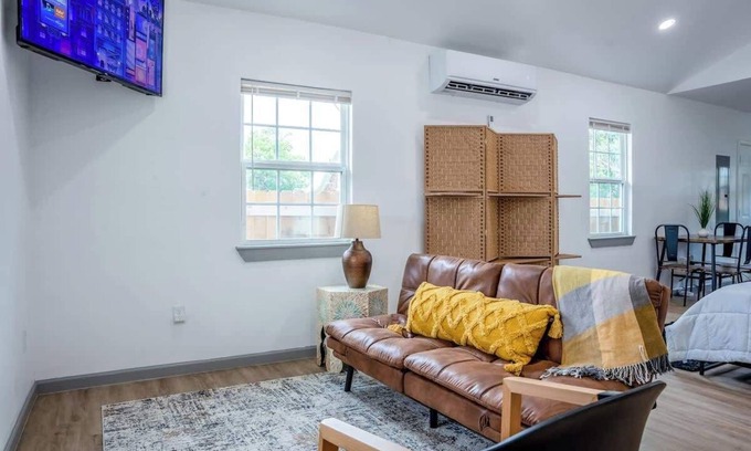 Amarillo Casa | Urban Blue Duplex Downtown