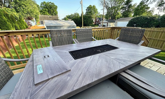 Audubon Casa | Urban Bourbon Trail Near Derby, Fair, Expo and Airport - 4 Beds, 3 BR, 2 Baths