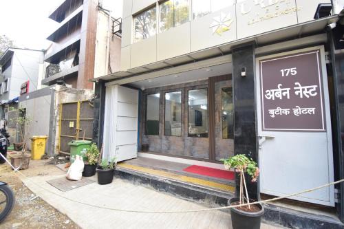 Andheri West Hotel | Urban Nest