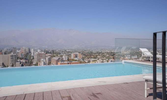 Nunoa Apartamento | Urban Refuge next to Metro Chile-Espana