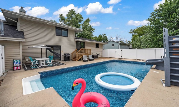 Urbandale Casa | Urbandale Oasis