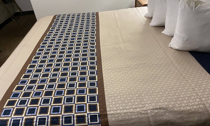 Mount Vernon Hotel | USA Inn