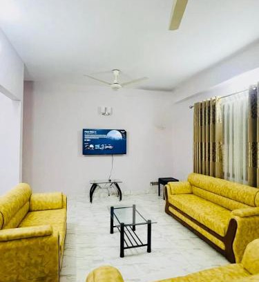 Uttara Apartamento | Uttara Luxury Apartment Near Airport & Metro