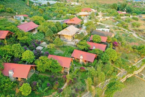 Van Ho Cabina | Vân Hồ Ecolodge
