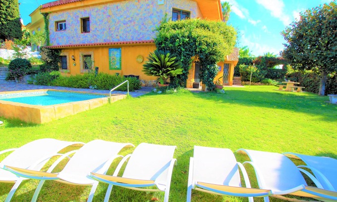 Condado del Jaruco Villa | V&V LLORET-Villa Elsa: gran villa con piscina interior+exterior y gran jardín