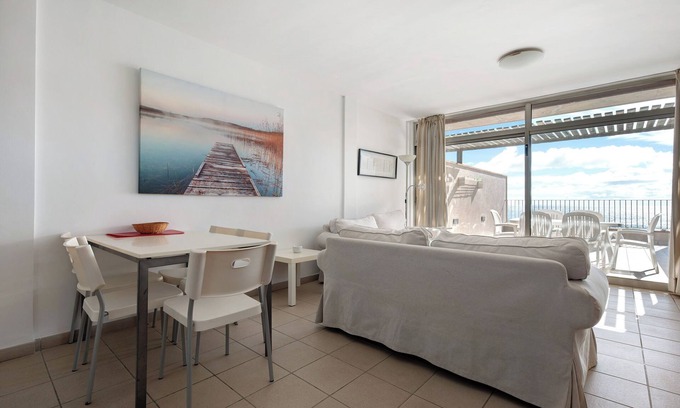 El Medano Apartamento | Apartamento de vacaciones "Casa Médano 17" con vistas al mar y a la montaña y Wi-Fi