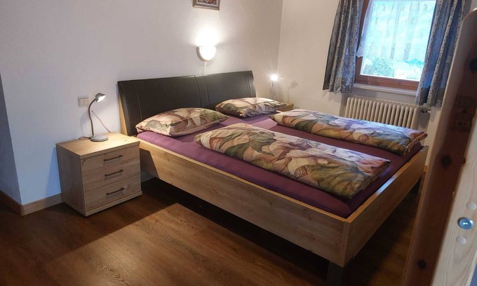 Tirolo Apartamento | Vacation apartment 1 Lindebauer, cozy vacation apartment in Dorf Tirol