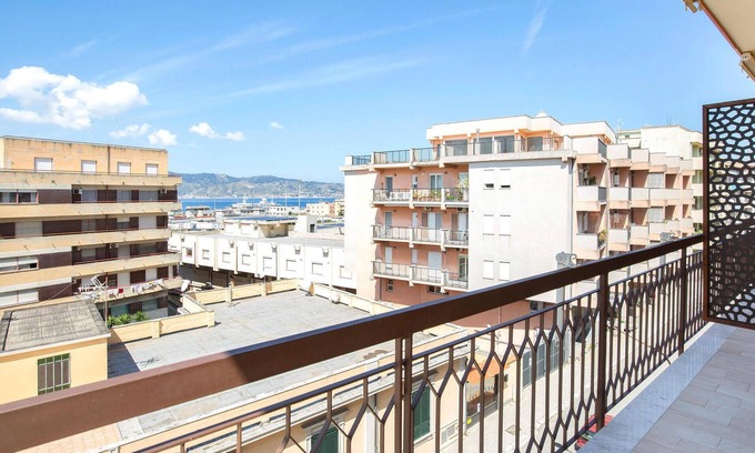 Villa San Giovanni Apartamento | Alojamiento de 3 habitaciones en Villa San Giovanni