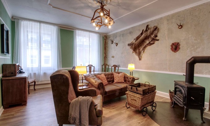 Annaberg-Buchholz Apartamento | Vacation apartment Herrenzimmer with fireplace and terrace