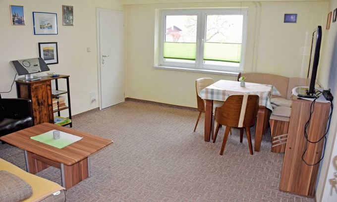 Hiddensee Apartamento | Apartamento al este con terraza - Apartamentos Plogshagen / Hiddensee