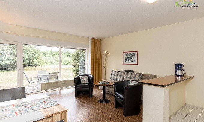 Buschvitz Apartamento | Vacation apartment 42 - Idyllic living with dog & view of the countryside